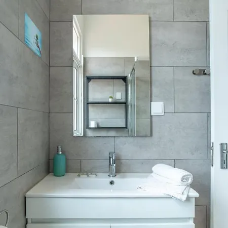 The Sunny * 丰沙尔